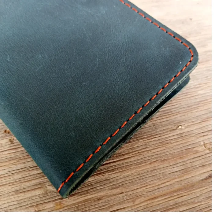 Men'S Navy Mini Bifold Card Holder Leather Wallet Close